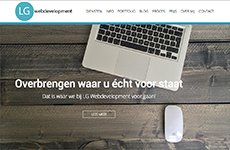 genau.